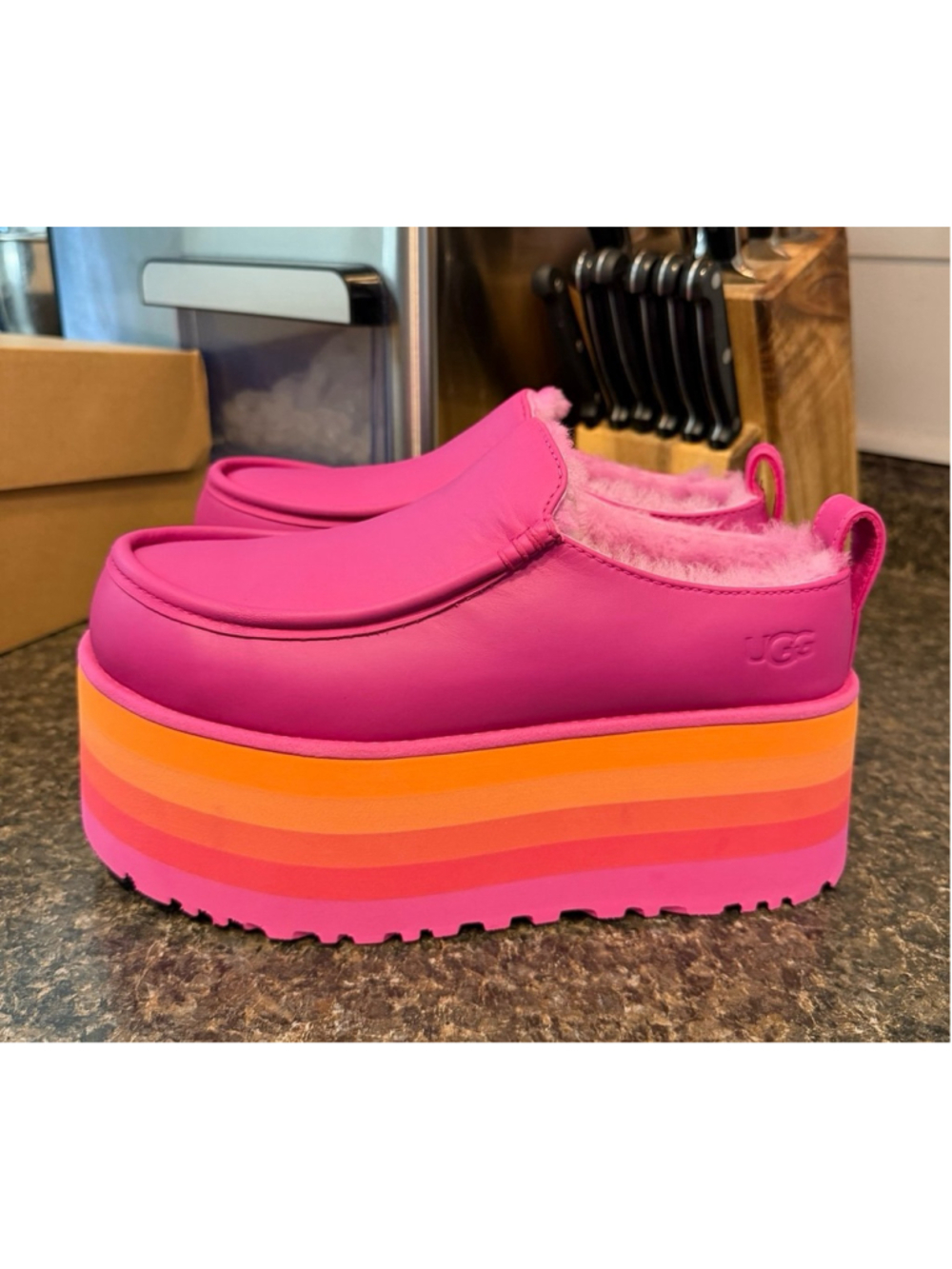 New UGG Women's URSEEN Platform Shoes in Raspberry Multi - Picture 6 of 9